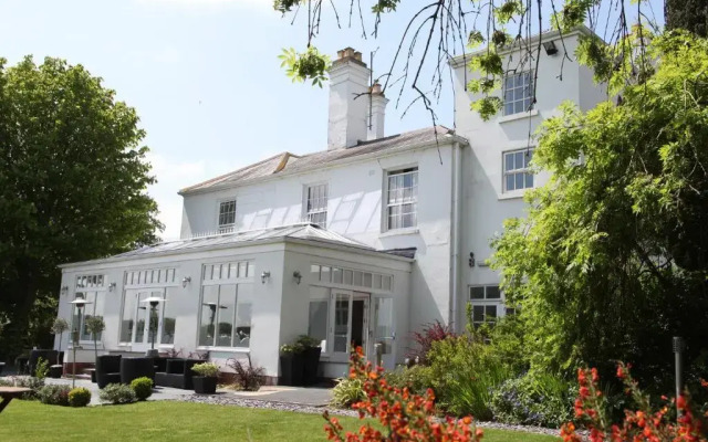 Fishmore Hall
