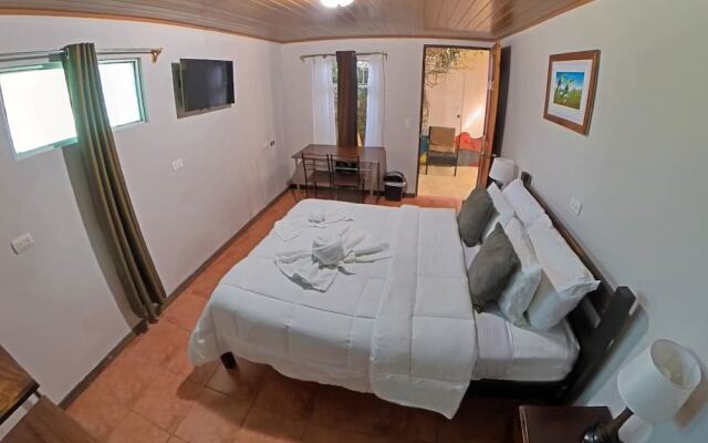 Casa Jungle Monteverde Bed & Breakfast