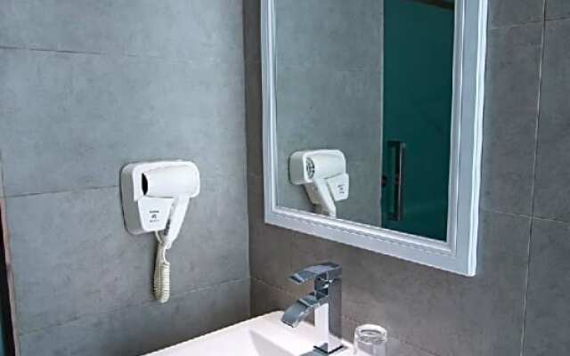 Hotel 99 Sepang KLIA