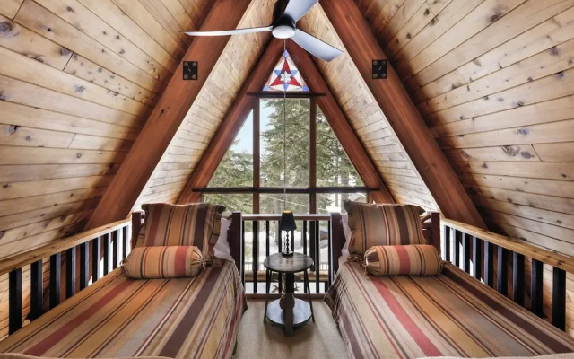 Huckleberry Haus