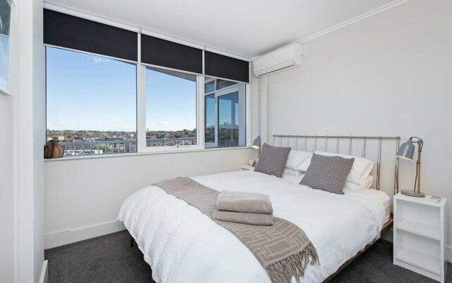 Stunning Ocean View Apartment