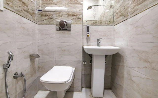 Fabhotel Palm Plaza