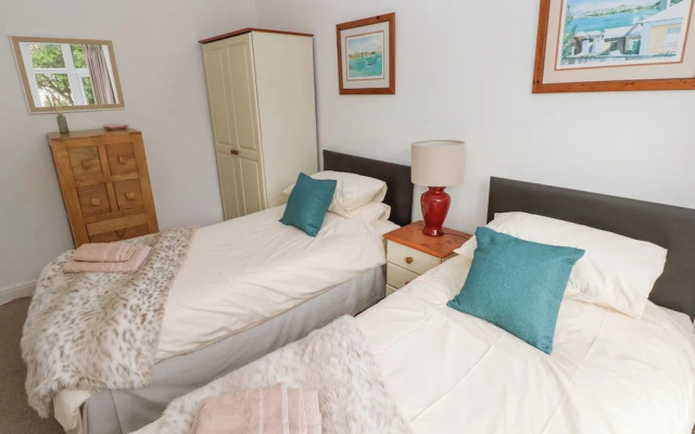 Ewenny Cottage