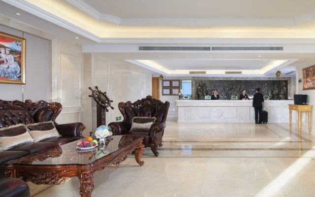 Vienna Hotel (Dunhua High-speed Railway Station) – Lobby – Yanbian