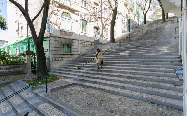 ALTIDO Charming Patio