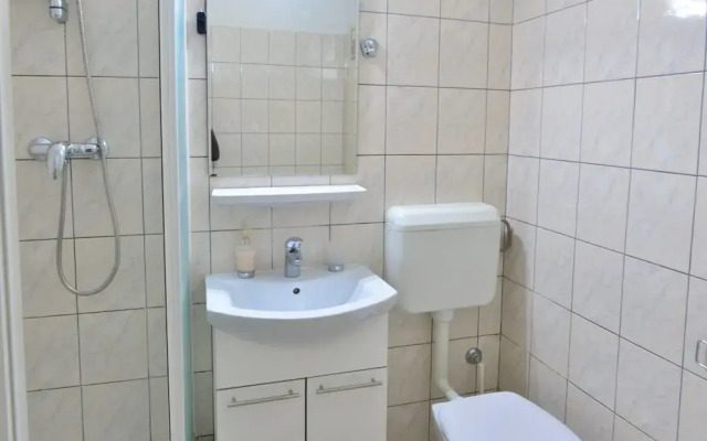 Apt Lavender on Nincevica St-1 BR Apt