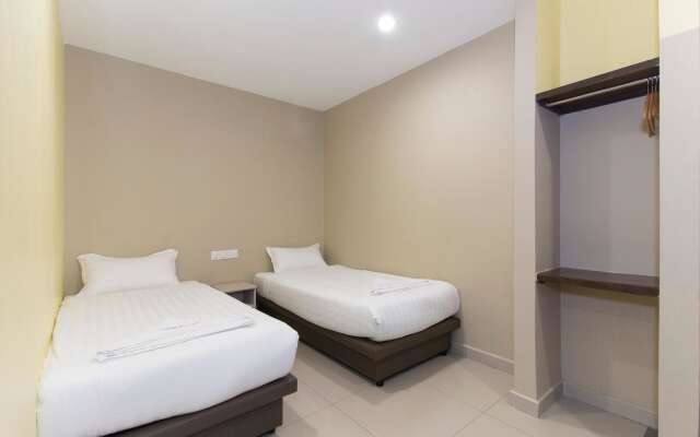 OYO 338 Hotel Raja Bot