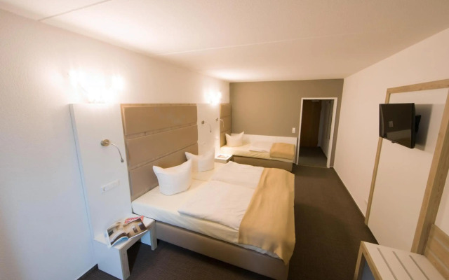 Confour Hotel