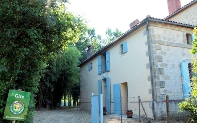 House With 2 Bedrooms in Puysserampion, With Wonderful City View, Pool