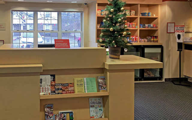 MainStay Suites Middleburg Heights Cleveland Airport