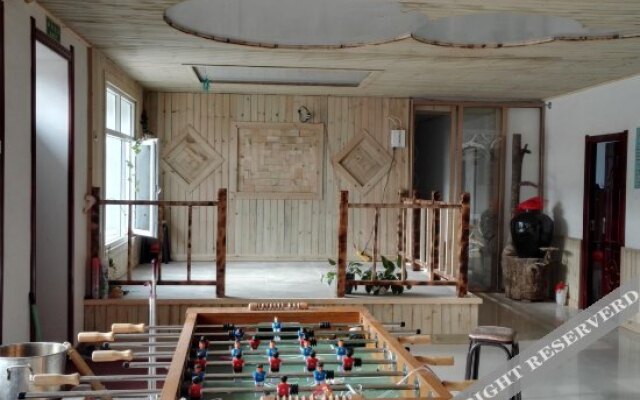 Xuegu Xinfu Guest House