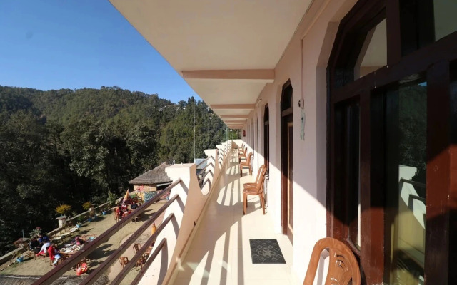 Maitri Holiday Home by OYO Rooms