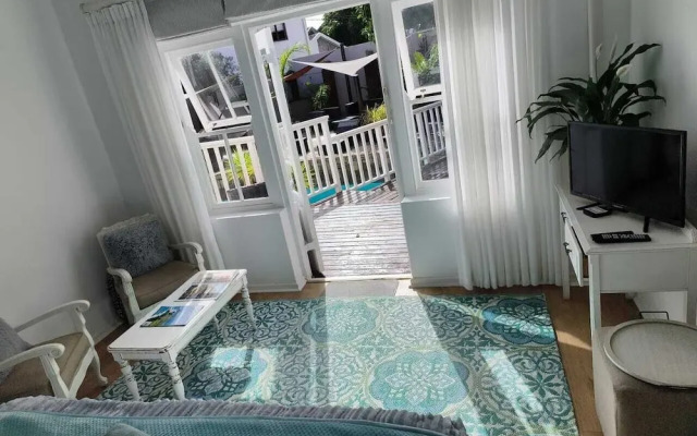 African Breeze Guest House