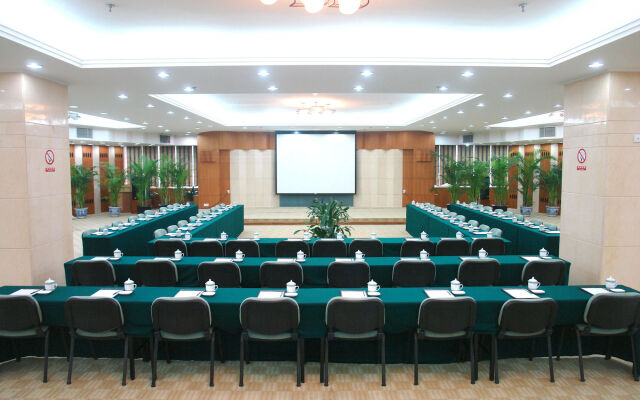 Grand Metropark Liyuan Hotel