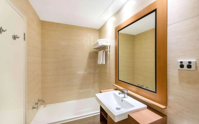 Quality Hotel Ambassador Perth
