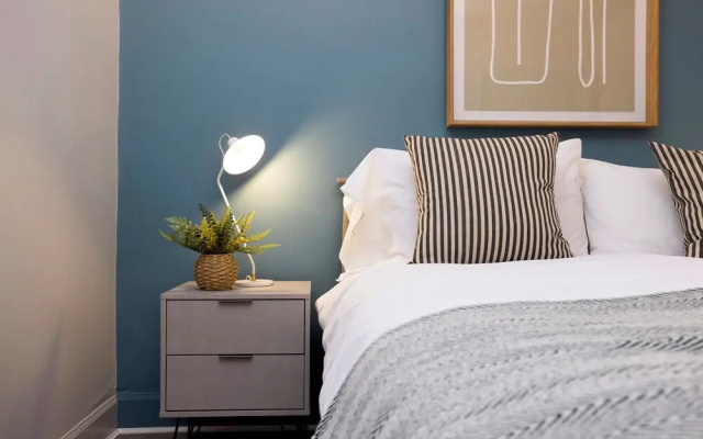 Stylish 1-bed flat in New Town