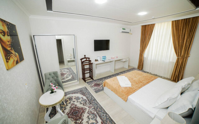 Gold Palace Hotel