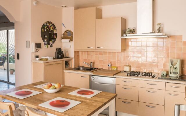 Spacious Villa in Languedoc-Roussillon with private Swimming Pool