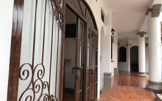 Hotel Panajachel Los Angeles