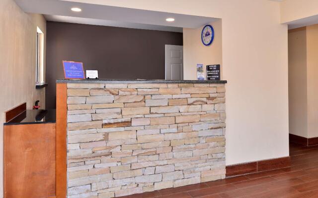 Americas Best Value Inn Kimball