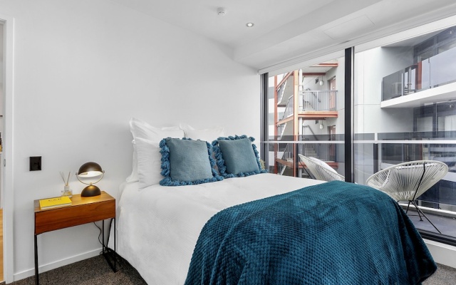 Brand New Refurbished 2 Bedroom In City By Urban Butler – Guest Rooms – Auckland