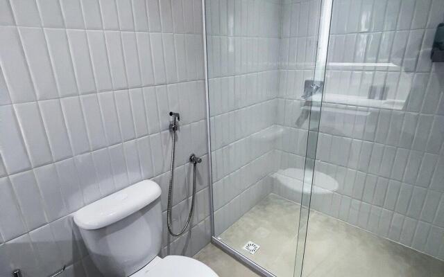 Apartamento completo com píer e acesso ao mar 4