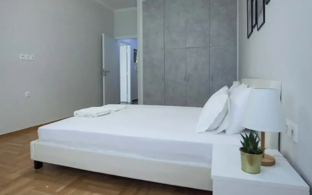 Panormou Modern Elegant 3 Bd Balcony Apt