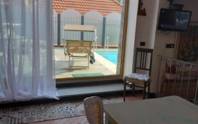 Flat 1 Bedroom 1 Bathroom - Varazze