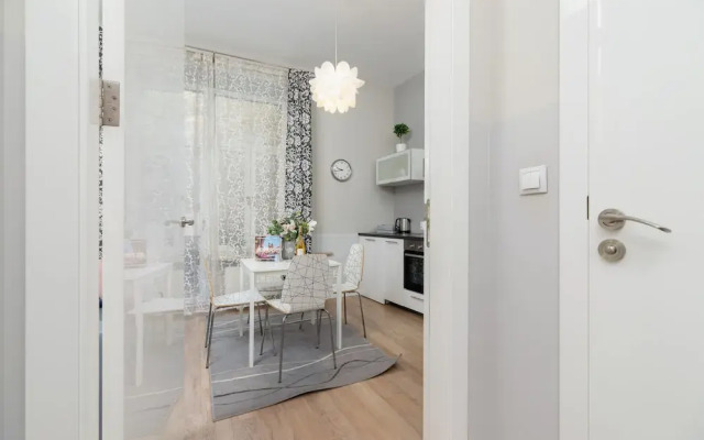 Kraków Apartment Łobzowska by Renters