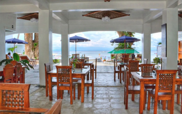 Angelyn's Dive Resort