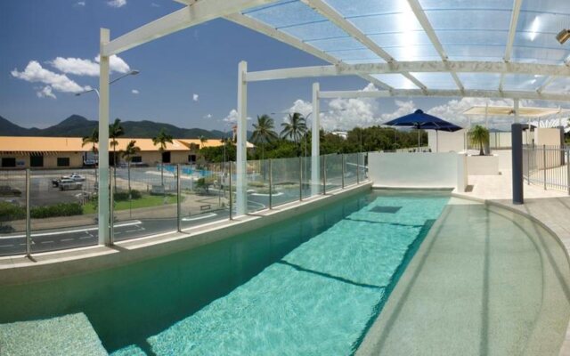 Piermonde Apartments - Cairns