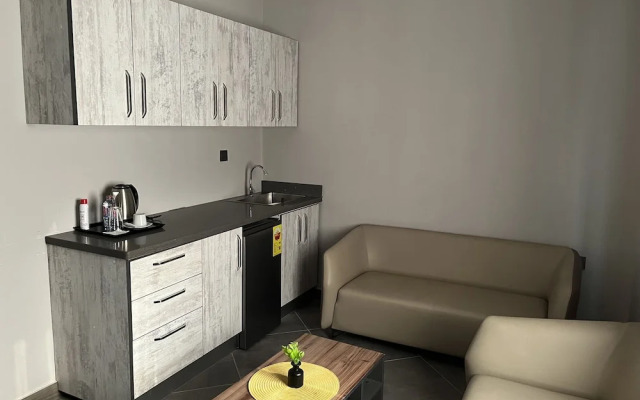 Euro Homes Hotel