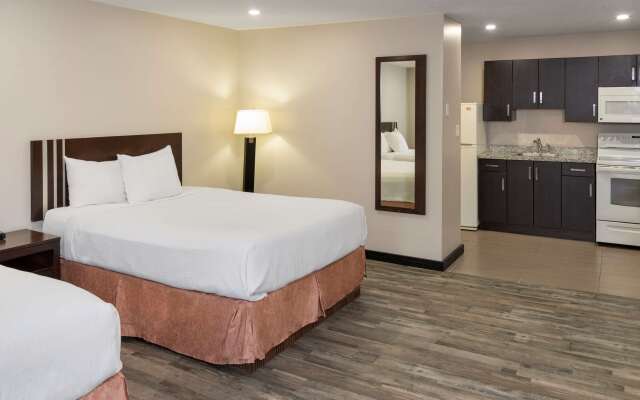Medicine Hat Inn & Suites