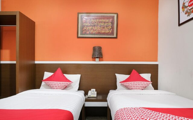 OYO 589 Hotel Desa Puri