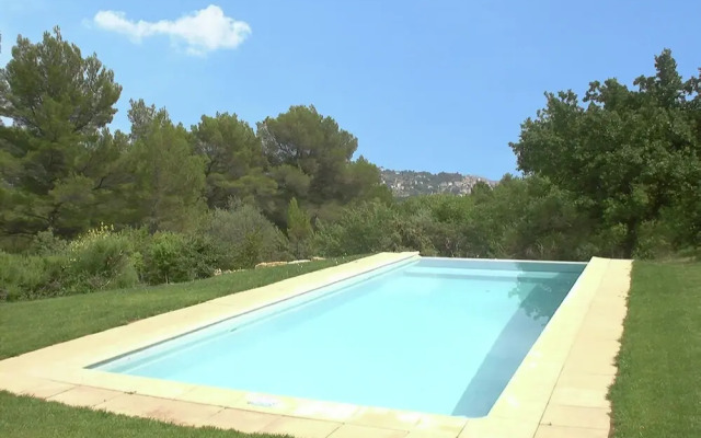 Cozy Villa in Fayence with Swimming Pool