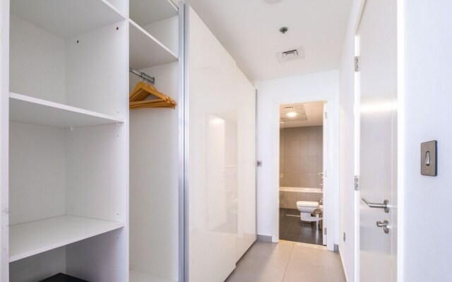 LUX Holiday Home - Royal Bay 1