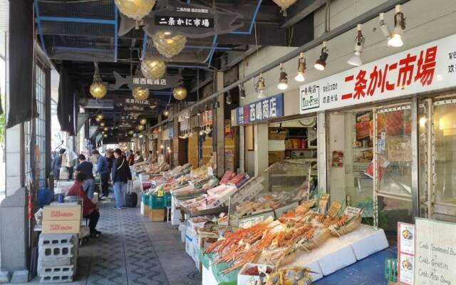 Cozy and Convenient Royal Heights