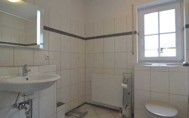 Beautiful Holdiday Home in Ulmen Near the Lake