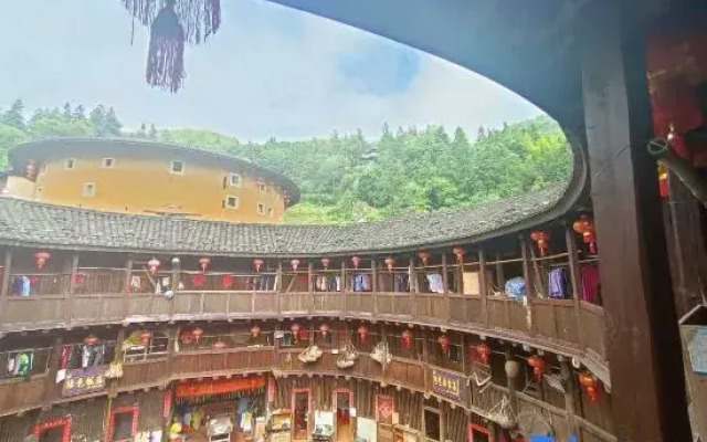 Qingfeng Inn