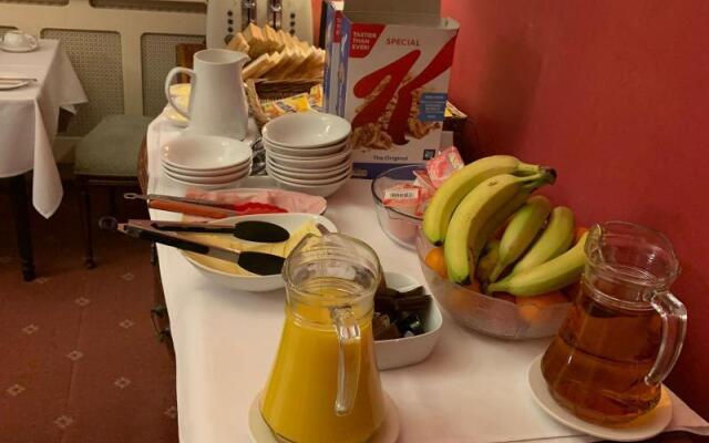 OYO Bailbrook Lodge, Bath