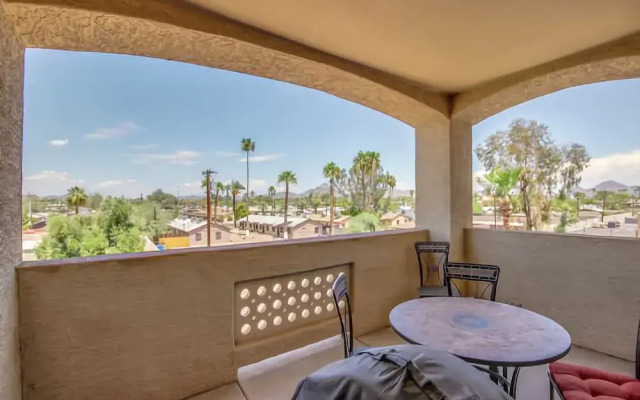 Devonshire #3032 - 2 Br condo by RedAwning