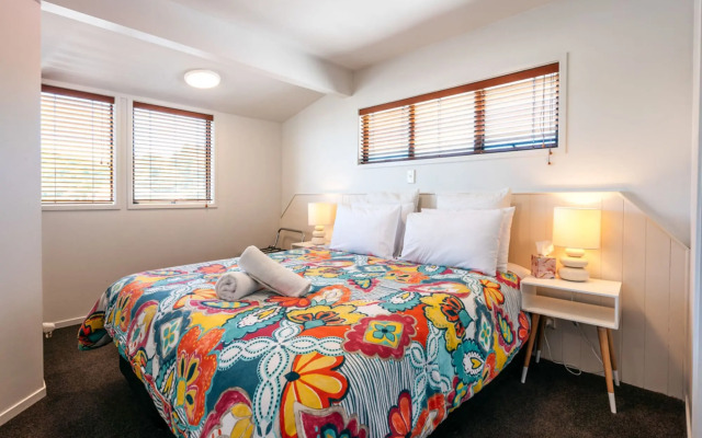 Onetangi Beach Apartments