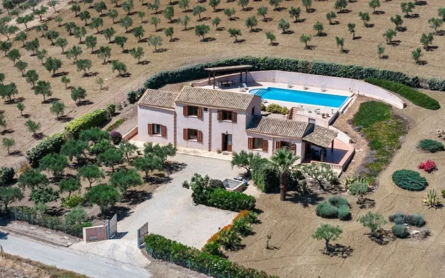 Villa sui Colli Ericini con Piscina