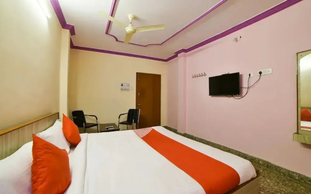 Radika Residency By OYO Rooms