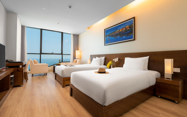 Grand Tourane Hotel