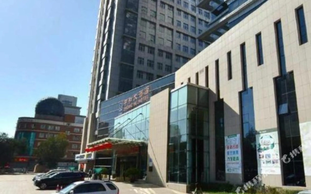 Zhonghe Hotel