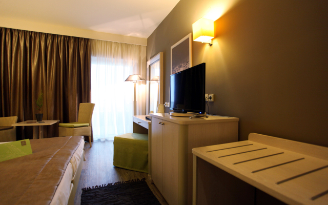 Dion Palace Resort & Spa