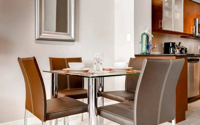 Global Luxury Suites at the National Mall