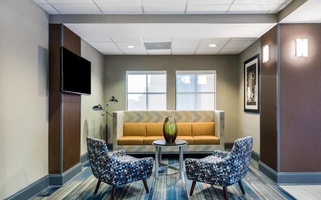 Holiday Inn Express & Suites Grenada by IHG