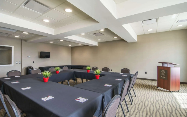 Comfort Suites Regina